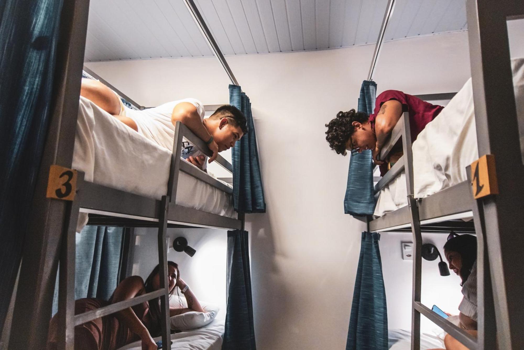 Local Hostel Novo Airao Εξωτερικό φωτογραφία